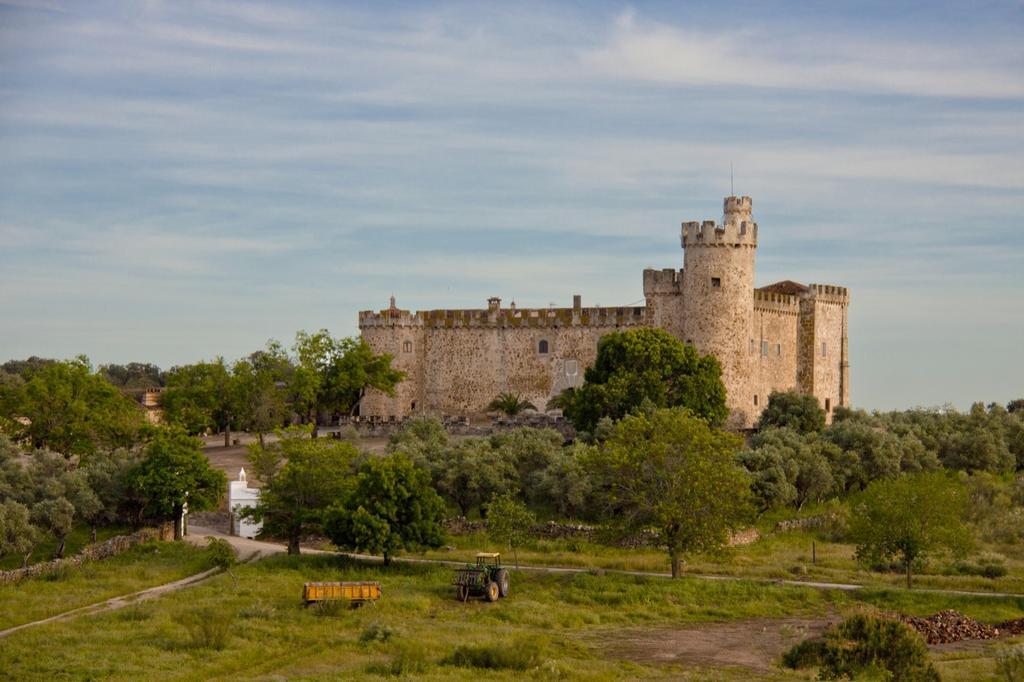 Casa Rural Castillo De Caces エクステリア 写真